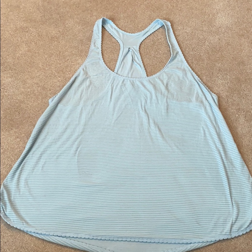 Lululemom workout tank size 12